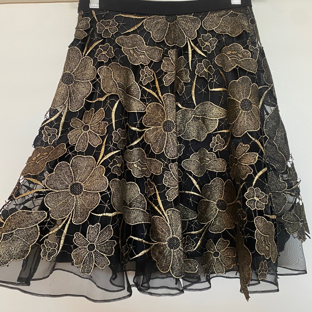 Eva Franco ANTHROPOLOGIE Black/Gold Lace Gilt Bouquet Organza Skirt SIZE 0